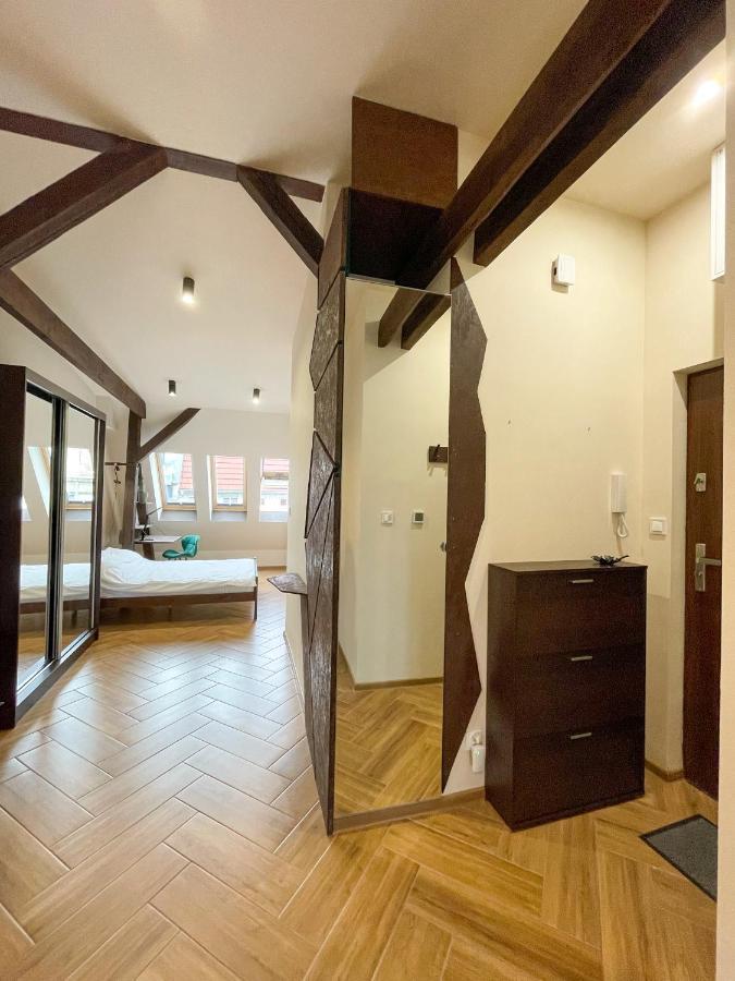 Long Attic Studio بوزنان المظهر الخارجي الصورة