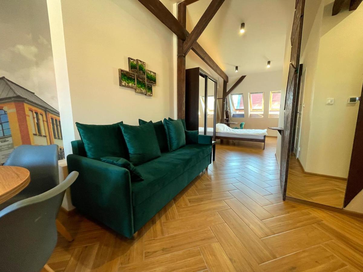 Long Attic Studio بوزنان المظهر الخارجي الصورة